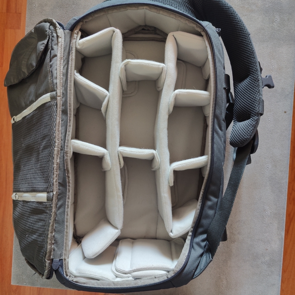 Incase camera backpack - Picture 5 of 17